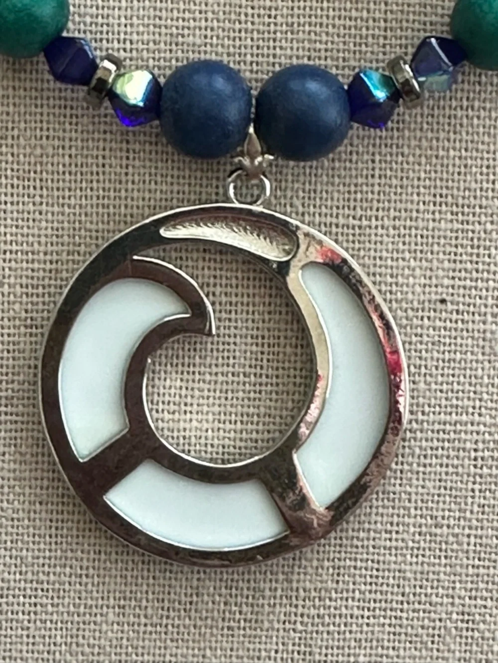 22 inch Abalone Shell bead necklace NWOT - Picture 7 of 15